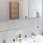 Laurina's Cove Apartamento *