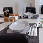 Laurina's Cove * Ostende