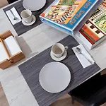 Laurina's Cove Apartamento