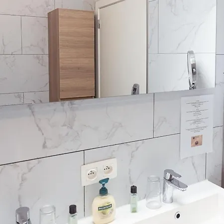 Laurina's Cove Apartment