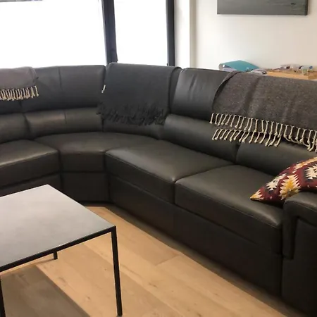 Laurina's Cove Apartment