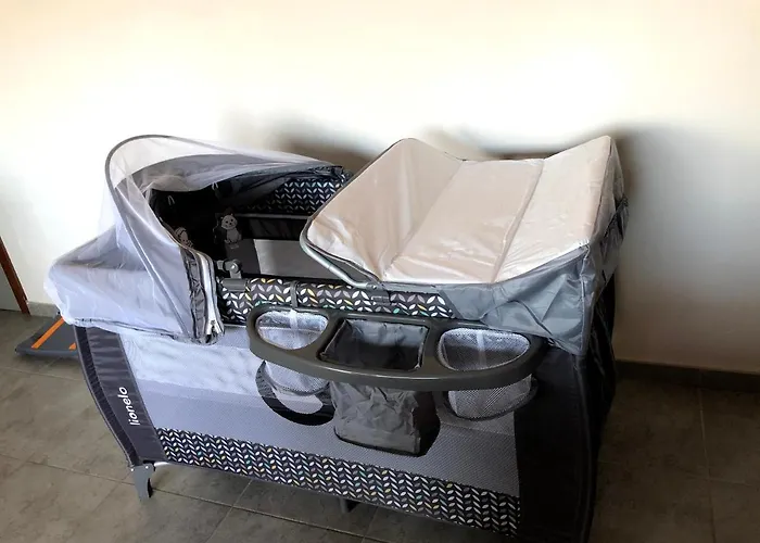 Laurina's Cove Ostende